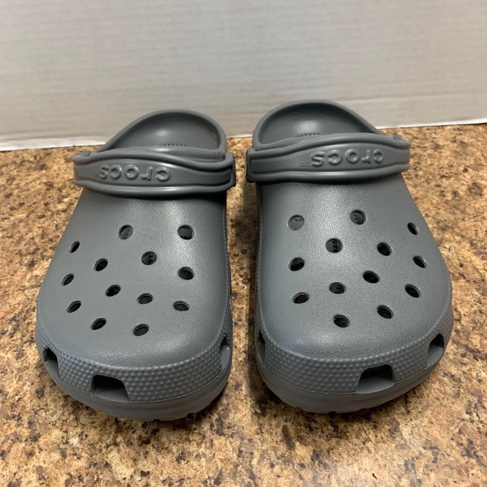 Crocs Size M7 W9 Gray Unisex Water Shoes